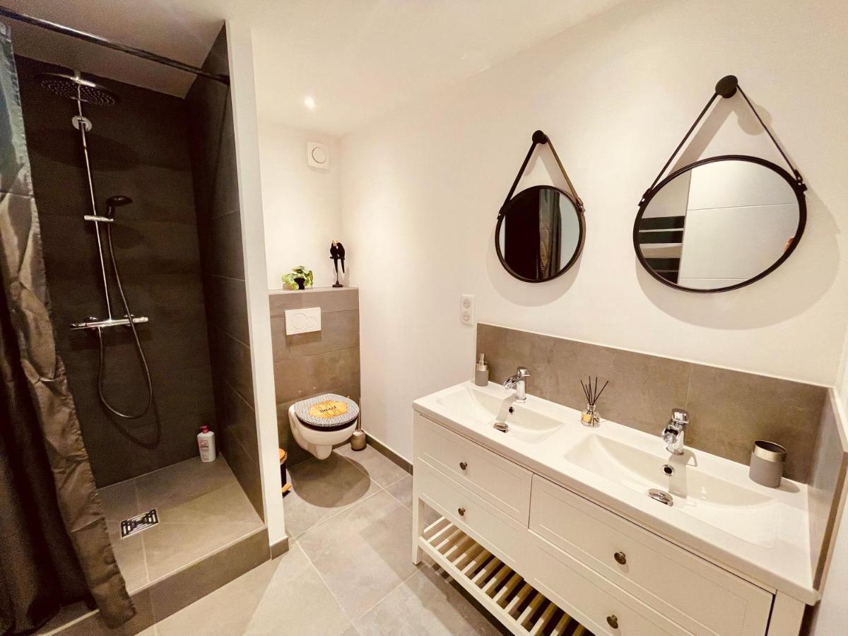 La Villa Perroquet Poncins Extérieur photo