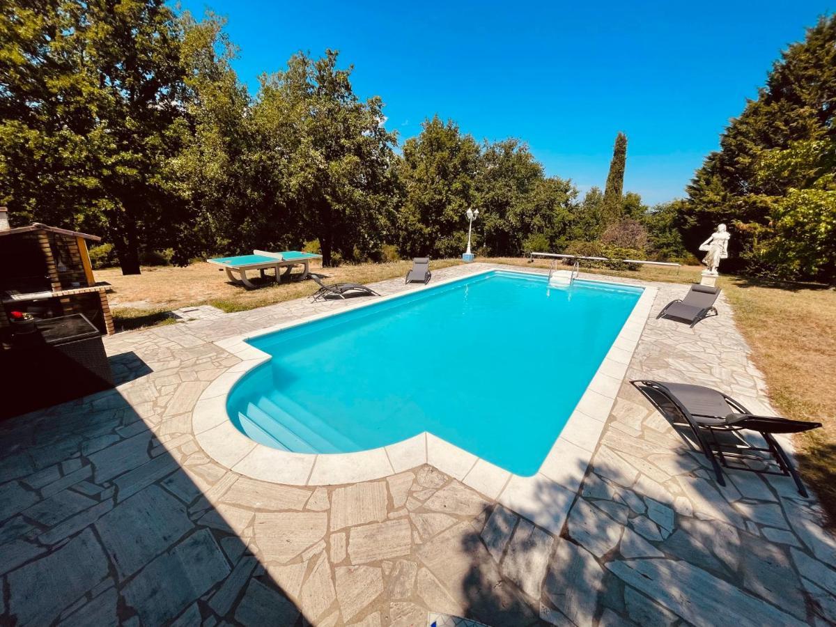 La Villa Perroquet Poncins Extérieur photo